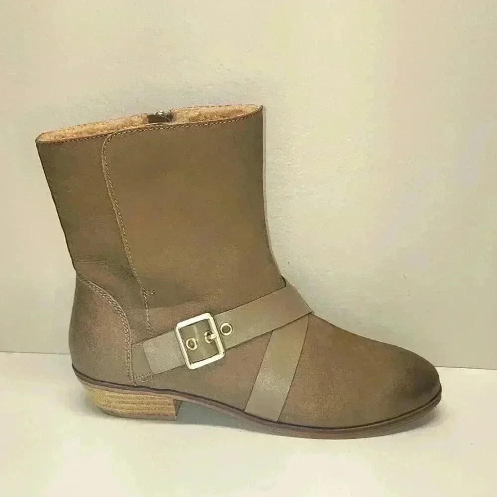 Softwalk women's boots nwob size 8.5